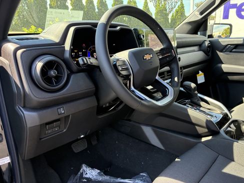 New 2026 Chevrolet Colorado W/T w/ WT Custom Package AWD/4WD image 22