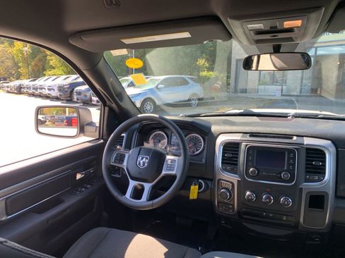 Used 2024 RAM 1500 Classic Warlock image 37