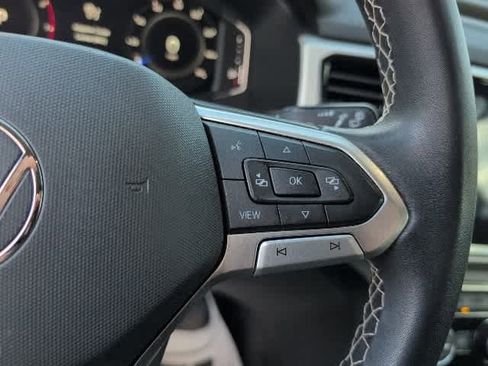 Certified 2023 Volkswagen Atlas SE image 16