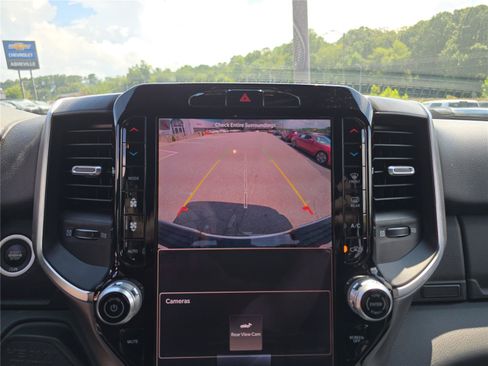 Used 2026 RAM 2500 Big Horn AWD/4WD image 27