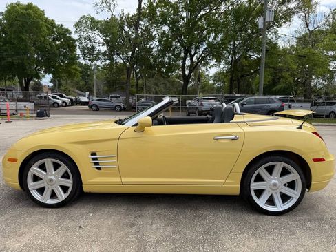 Used 2005 Chrysler Crossfire Limited image 10