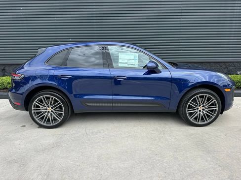 Used 2026 Porsche Macan AWD/4WD image 10
