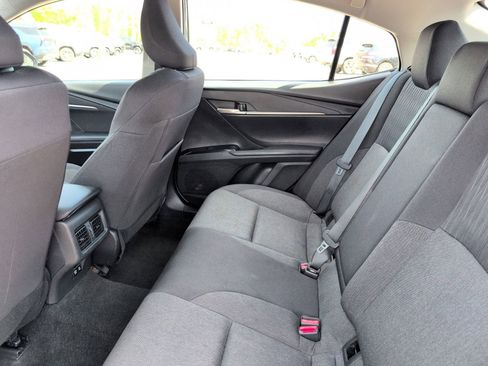 Used 2025 Toyota Camry LE image 34