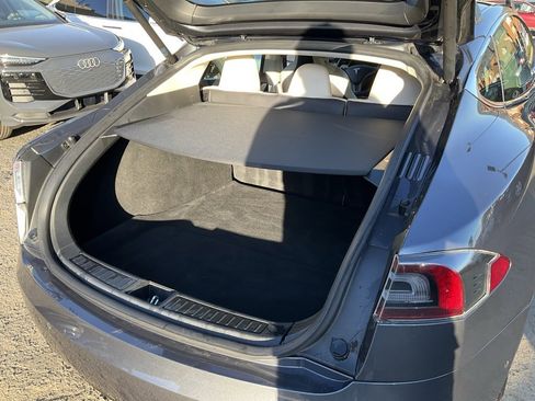 Used 2019 Tesla Model S Long Range image 8