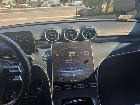 Used 2022 Mercedes-Benz C 300 Sedan image 5