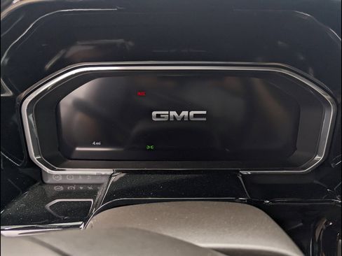 New 2026 GMC Sierra 1500 SLT w/ SLT Premium Package AWD/4WD image 2