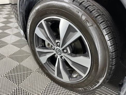 Used 2019 Nissan Murano SV w/ Cargo Package FWD image 13