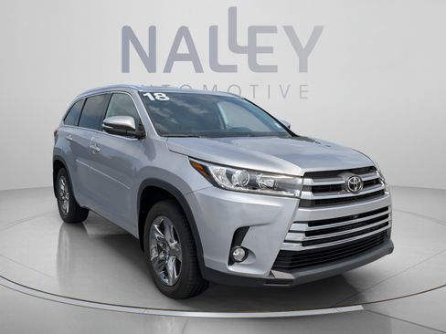Used 2018 Toyota Highlander Limited Platinum AWD/4WD image 7