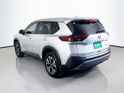 Used 2023 Nissan Rogue SV image 7