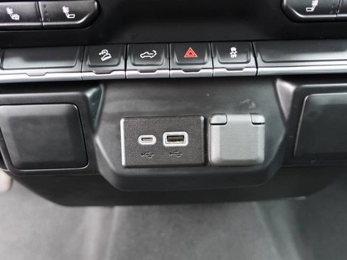 Used 2022 GMC Sierra 1500 SLE w/ X31 Off-Road Package image 51