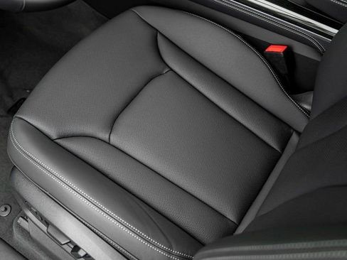 New 2026 Audi Q7 3.0T Premium Plus AWD/4WD image 14