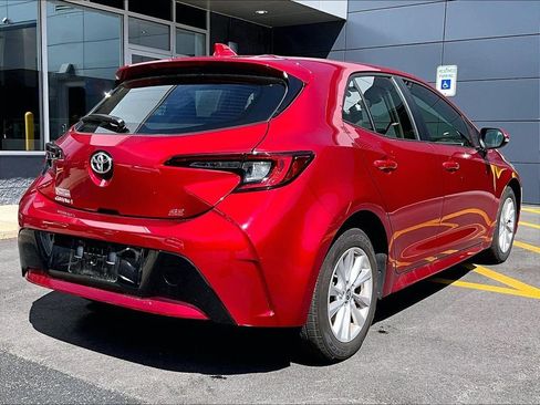 Used 2025 Toyota Corolla SE FWD image 4