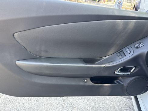 Used 2015 Chevrolet Camaro SS w/ Rear Vision Package RWD image 10