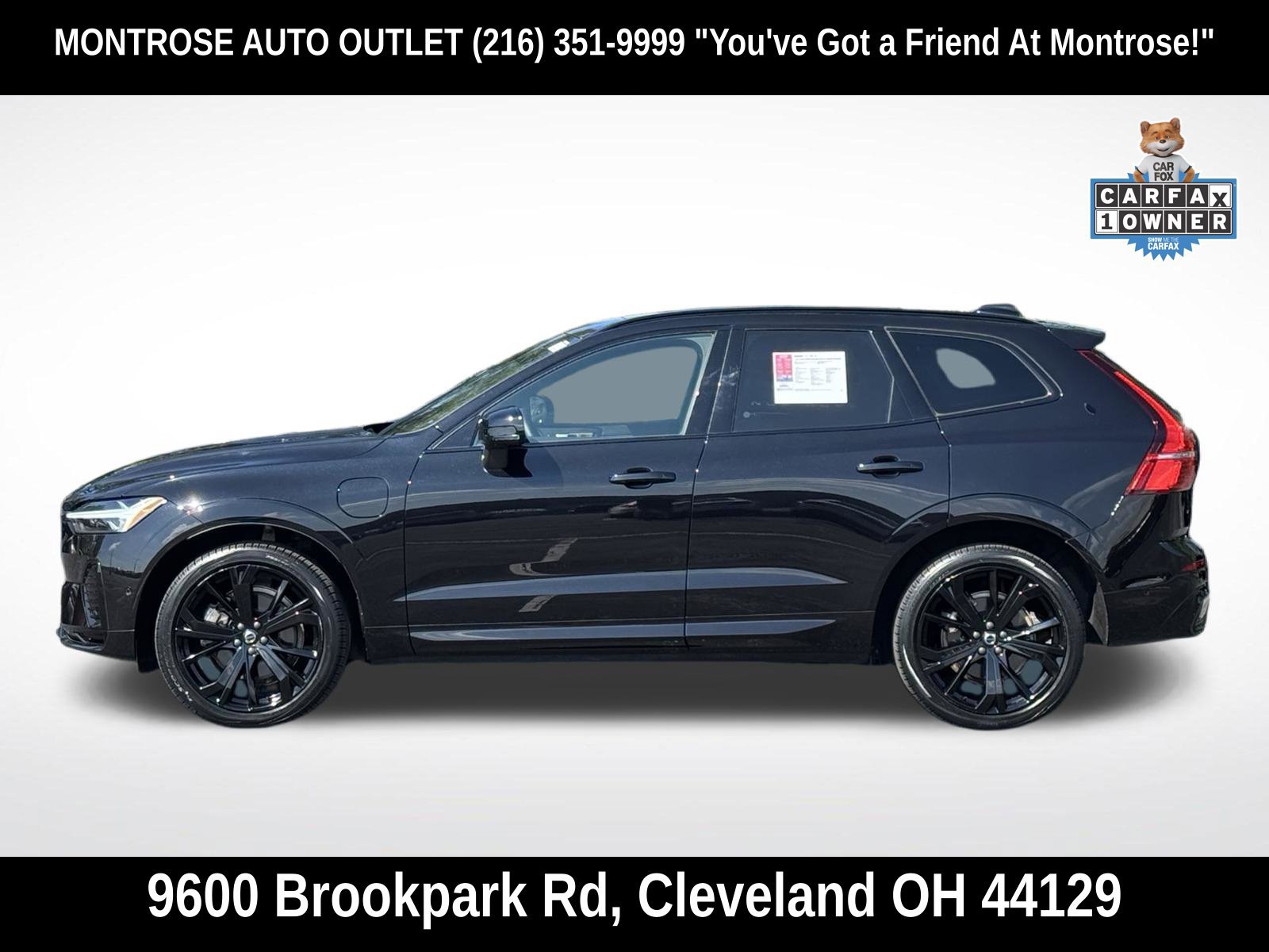 Certified 2024 Volvo XC60 T8 Ultimate w/ Protection Package Premier AWD/4WD image 8