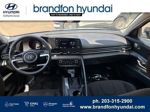 Used 2023 Hyundai Elantra SEL FWD image 12