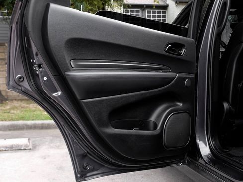 Used 2021 Dodge Durango R/T w/ Blacktop Package image 58