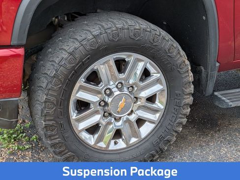 Used 2023 Chevrolet Silverado 2500 High Country w/ Technology Package AWD/4WD image 12