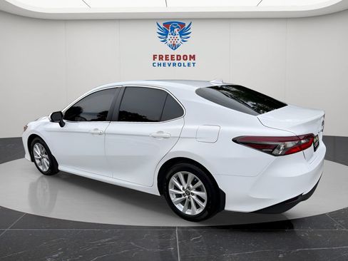Used 2024 Toyota Camry LE FWD image 4