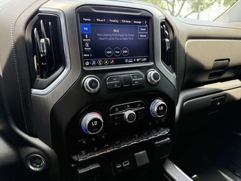 Used 2022 GMC Sierra 2500 Denali w/ Denali Ultimate Package AWD/4WD image 14
