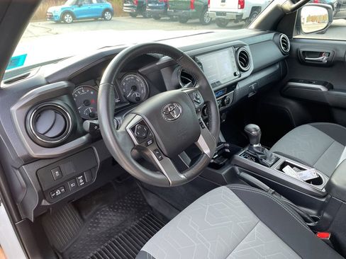 Certified 2021 Toyota Tacoma TRD Sport w/ Technology Package image 9