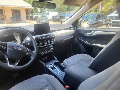 Used 2020 Ford Escape SE FWD image 41