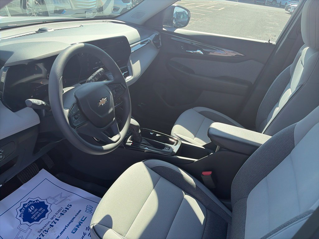 New 2026 Chevrolet TrailBlazer LS w/ LPO, Blackout Package FWD image 16