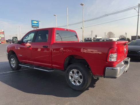 Used 2024 RAM 2500 Big Horn AWD/4WD image 39