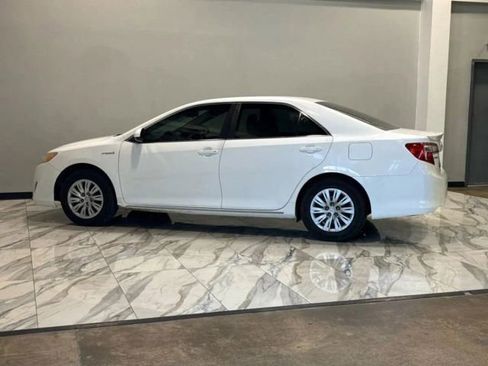 Used 2013 Toyota Camry LE image 7