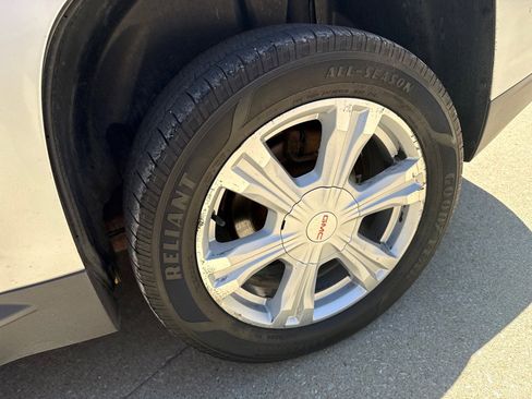 Used 2017 GMC Terrain SLT AWD/4WD image 17