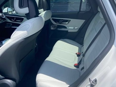 Certified 2026 Mercedes-Benz GLC 300 image 5