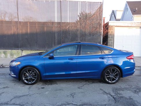 Used 2018 Ford Fusion SE w/ Equipment Group 201A image 6