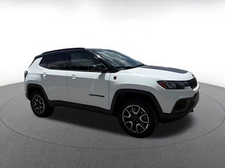 Used 2025 Jeep Compass Trailhawk AWD/4WD video 2