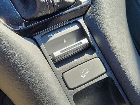 New 2026 Honda HR-V LX image 13