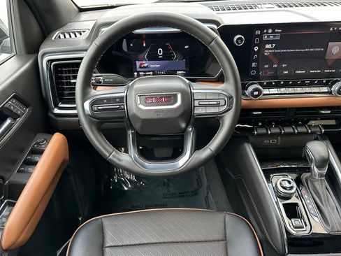 Certified 2023 GMC Canyon AT4 w/ AT4 Premium Package AWD/4WD image 17