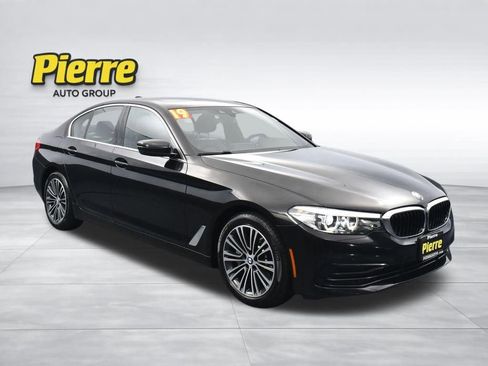Used 2019 BMW 530i xDrive w/ Convenience Package image 3
