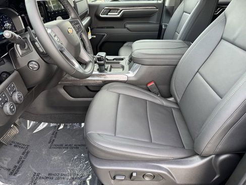 New 2025 Chevrolet Silverado 1500 LTZ image 5