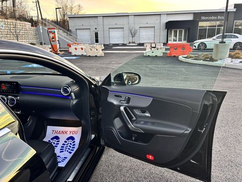 Used 2023 Mercedes-Benz CLA 250 4MATIC image 13