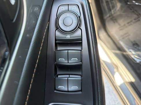 Used 2020 Chevrolet Traverse LS AWD/4WD image 17