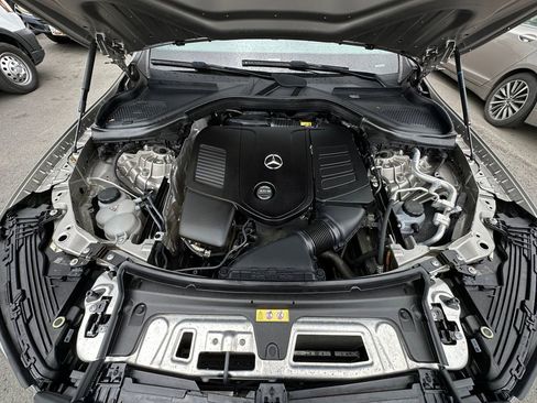 Used 2024 Mercedes-Benz GLC 300 4MATIC image 28