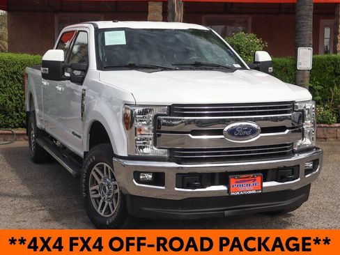 Used 2018 Ford F250 Lariat w/ Lariat Value Package AWD/4WD image 2