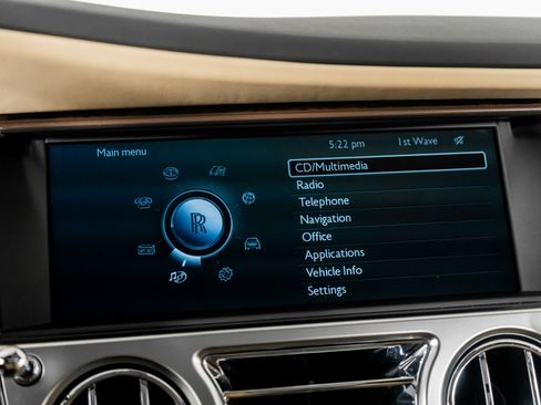 Used 2013 Rolls-Royce Ghost image 38