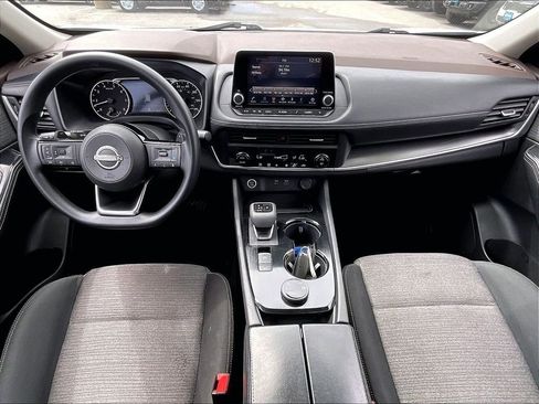 Used 2023 Nissan Rogue SV image 20