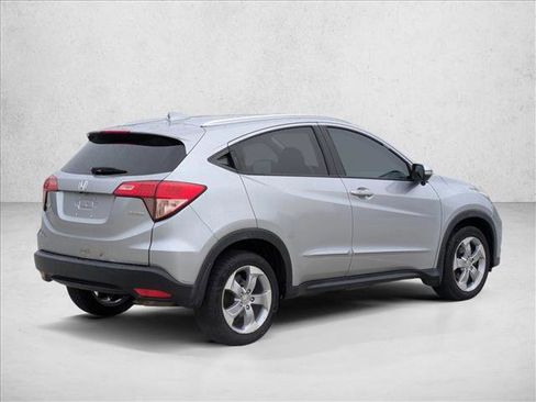 Used 2017 Honda HR-V EX-L image 5