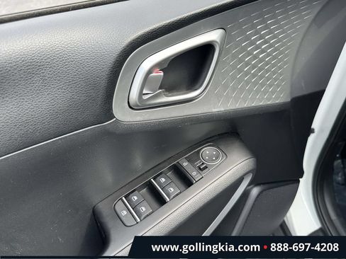 Certified 2023 Kia Soul LX w/ Option Group 015 FWD image 13