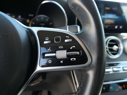 Used 2022 Mercedes-Benz GLC 300 image 16