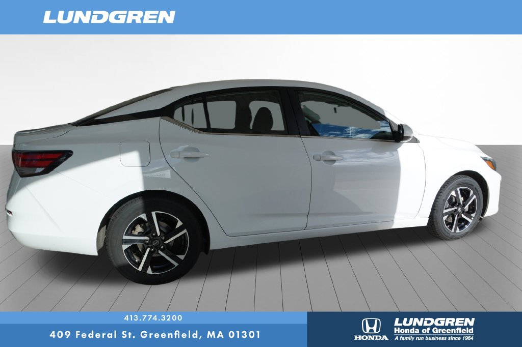 Used 2024 Nissan Sentra SV FWD image 10