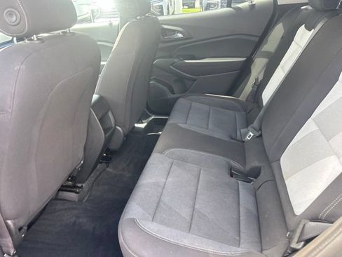 Used 2026 Chevrolet Trax LS w/ LS Convenience Package FWD image 27