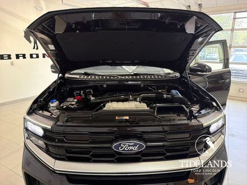 Certified 2025 Ford Expedition Platinum AWD/4WD image 28