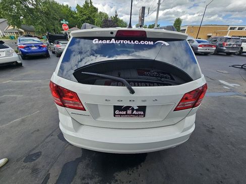 Used 2017 Dodge Journey SE FWD image 9
