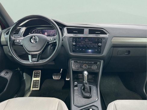 Used 2019 Volkswagen Tiguan SEL R-Line FWD image 13